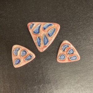 3 Piece Set Clip On Earrings and Pin Brooch Vintage Pink and Blue Enamel